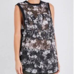 EC Black / White Ivy Park Mesh Sleeveless Top - Size XS